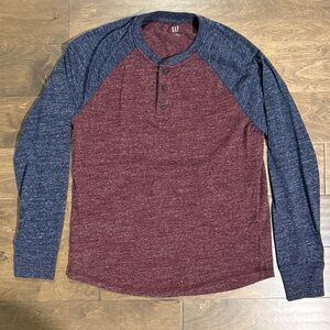 GAP  Knit Henley